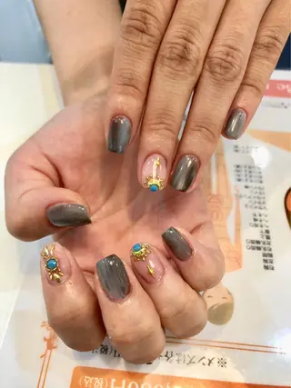 ネイル SERIA& Be more...のネイルデザイン