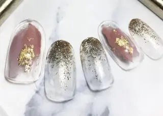 ネイル Nest 岩崎のネイルデザイン