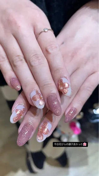 ネイル 鈴木 すみれのネイルデザイン