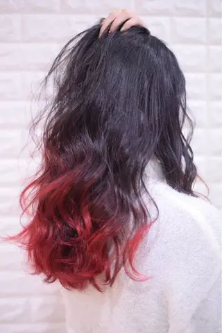 ロング カラー ハイトーンカラー RYUのヘアスタイル