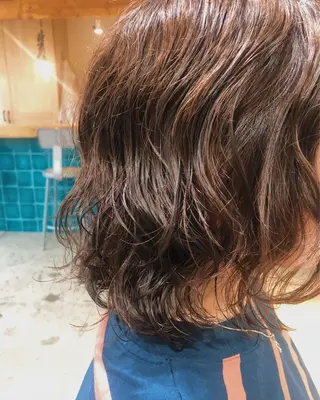 ミディアム パーマ クロエ新宿所属・❏アンニュイパーマ 川原畑 拓也❏のヘアスタイル