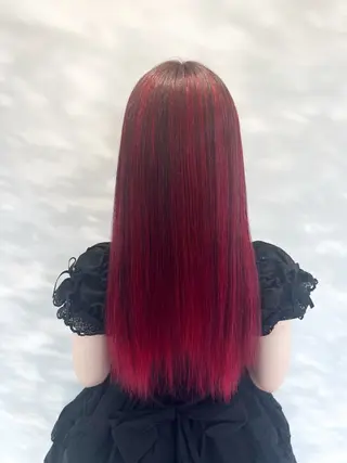 ロング カラー YUI /Lovisのヘアスタイル