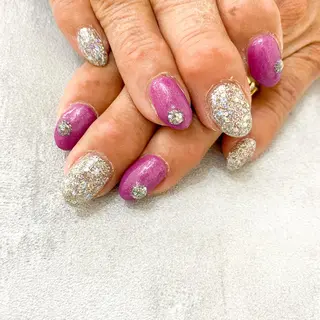 ネイル ゴテゴテ💙ワンホン リオナのネイルデザイン