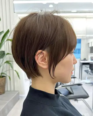 ショート ショートヘア くすみカラー、大場猛のヘアスタイル