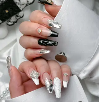 ネイル Lina所属・Hina Nailのネイルデザイン