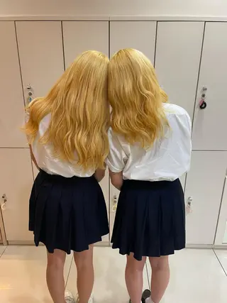 カラー 小濵 美月のヘアスタイル