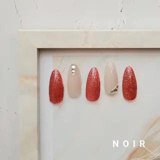 ネイル NOIR所属・NOIR 長谷川のネイルデザイン