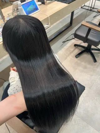 ロング パーマ 寒色 ♡ レイヤー ┊︎miyuのヘアスタイル