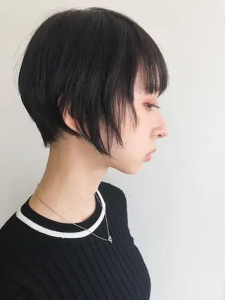 ショート nuu所属・💜ショート💜 ウルフ、ボブ二色亜美のヘアスタイル
