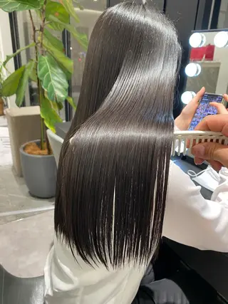 ロング ムトウセイマ/艶髪 /艶ケアWブリーチのヘアスタイル