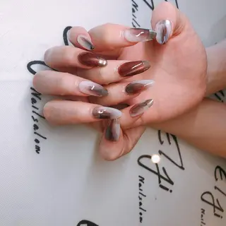 ネイル 🖤スカルプ R🖤のネイルデザイン
