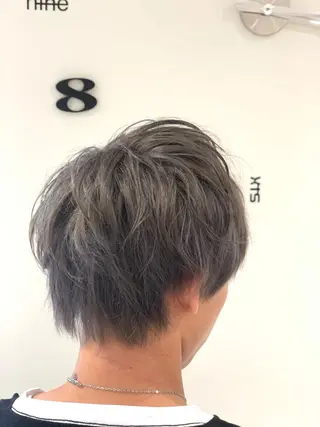 ショート カラー メンズ 松吉 純平のヘアスタイル