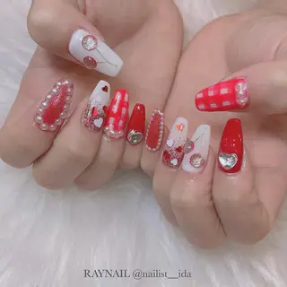 ネイル Arowa 伊田のネイルデザイン