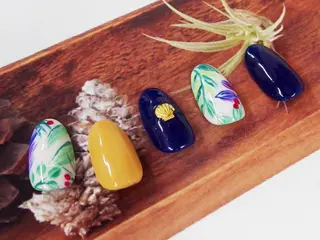 ネイル ティーエヌ 金山駅東口店のネイルデザイン