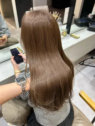 セミロング 宮崎moc立川 ブリーチのヘアスタイル