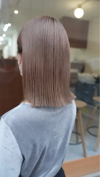 ミディアム ボブ/レイヤー/ ショートcovo代表のヘアスタイル