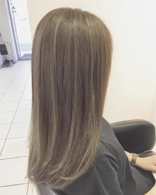 セミロング ロング カラー 青木 茂樹⭐️ 透明感カラーのヘアスタイル