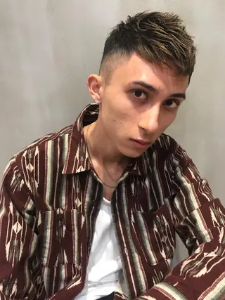 ショート カラー パーマ メンズ 平内 賢人のヘアスタイル