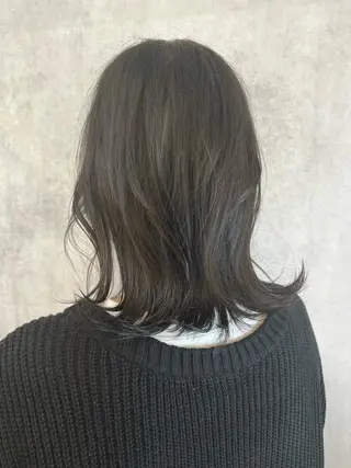 ミディアム カラー ere hair salon所属・川﨑 未稀のヘアスタイル