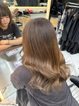 ロング カラー Lapis渋谷本店 Rikoのヘアスタイル