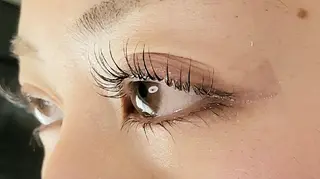 マツエク・マツパ  毛穴洗浄・まつ毛 の専門店 ソラーレのエステ・リラクイメージ