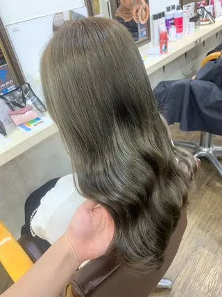 ロング カラー 🌸U-topia 🌸伊藤穂乃花🌸のヘアスタイル