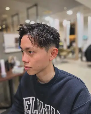 パーマ メンズ 心斎橋バレイヤージュ 小林勝貴のヘアスタイル