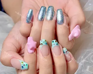 ネイル Salon de Minuit🦩のネイルデザイン