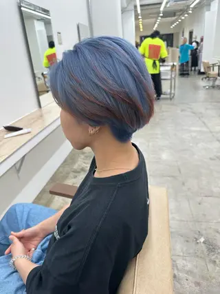 ショート カラー 🌈ディレクター🌈 徳松優希のヘアスタイル