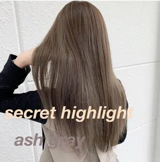 ロング カラー ヘアアレンジ 得本 ゆきのヘアスタイル