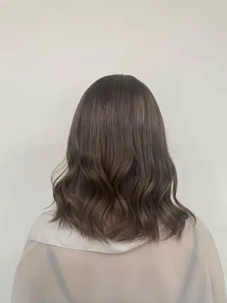 カラー 杉林 莉沙のヘアスタイル