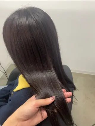 ロング カラー 菅野 萌愛のヘアスタイル