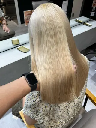 ミディアム カラー ✨ブリーチ特化 moc立川　工藤✨のヘアスタイル