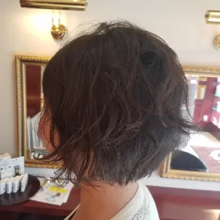 ショート パーマ 麻里 杏彩のヘアスタイル