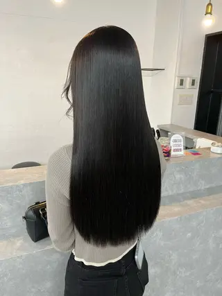 ロング miloc sayaのヘアスタイル