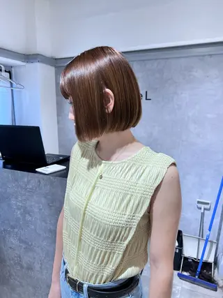 ショート カラー TOMONA👑 透明感カラーレイヤーのヘアスタイル