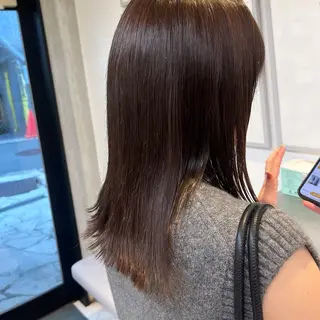 ミディアム カラー カジュアルを女っぽく 𝗮𝘆𝗮𝗰𝗼のヘアスタイル