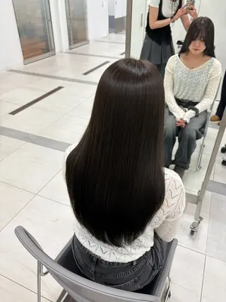 ロング 南 希汐のヘアスタイル