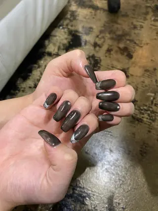 ネイル ♱˖⁺ 𝒎𝒐𝒑𝒊 ⁺のネイルデザイン