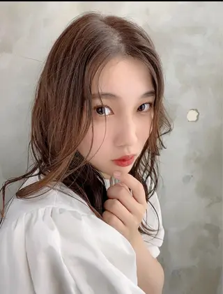 ロング eTONe所属・志賀 あずみのヘアスタイル