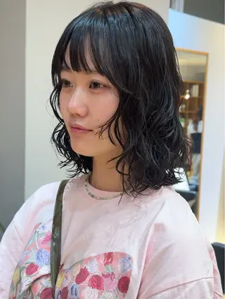 ショート カラー パーマ 大橋 芽衣のヘアスタイル