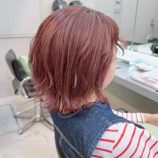 ミディアム カラー 岡野 静華のヘアスタイル