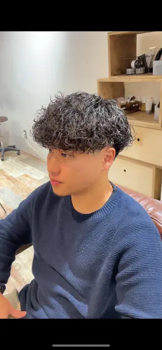 メンズ 波巻きスパイラル/ メンズパーマ/ゆうひのヘアスタイル