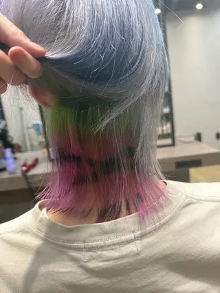 カラー ルシ🌈/ハイトーン /デザイン/縮毛矯正のヘアスタイル