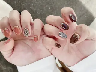 ヘアアレンジ ネイル Platluce. ERIのネイルデザイン