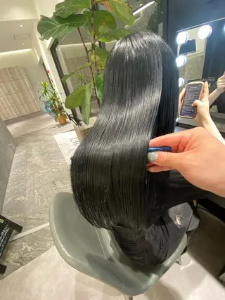 ロング カラー ムトウセイマ/艶髪 /艶ケアWブリーチのヘアスタイル