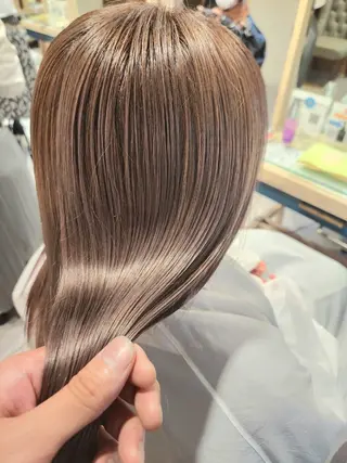 カラー 鈴木弥月/透明感カラ ー/ボブ/髪質改善のヘアスタイル