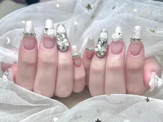 ネイル Mina🤍 愛莉🪽のネイルデザイン