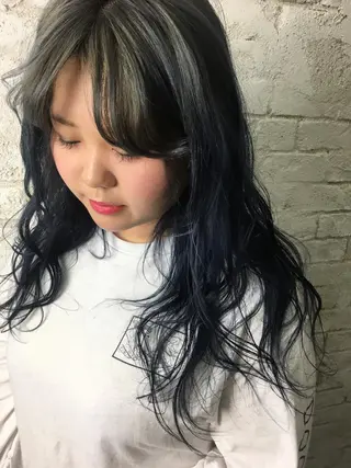 ロング カラー boutique misakiのヘアスタイル