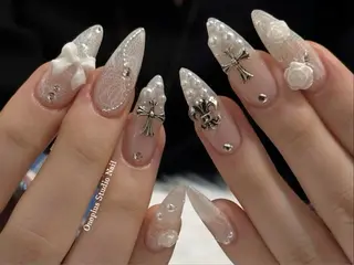 ネイル One Plus Nail Salonのネイルデザイン